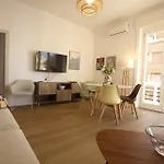 Claudia 2br *