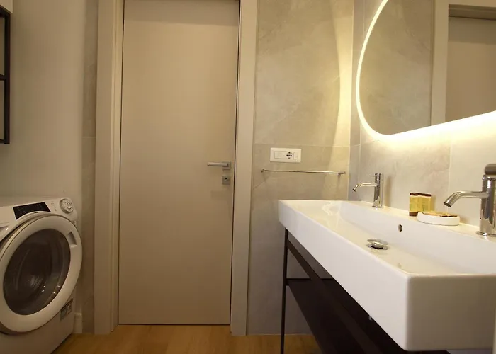 Claudia 2br * Рим